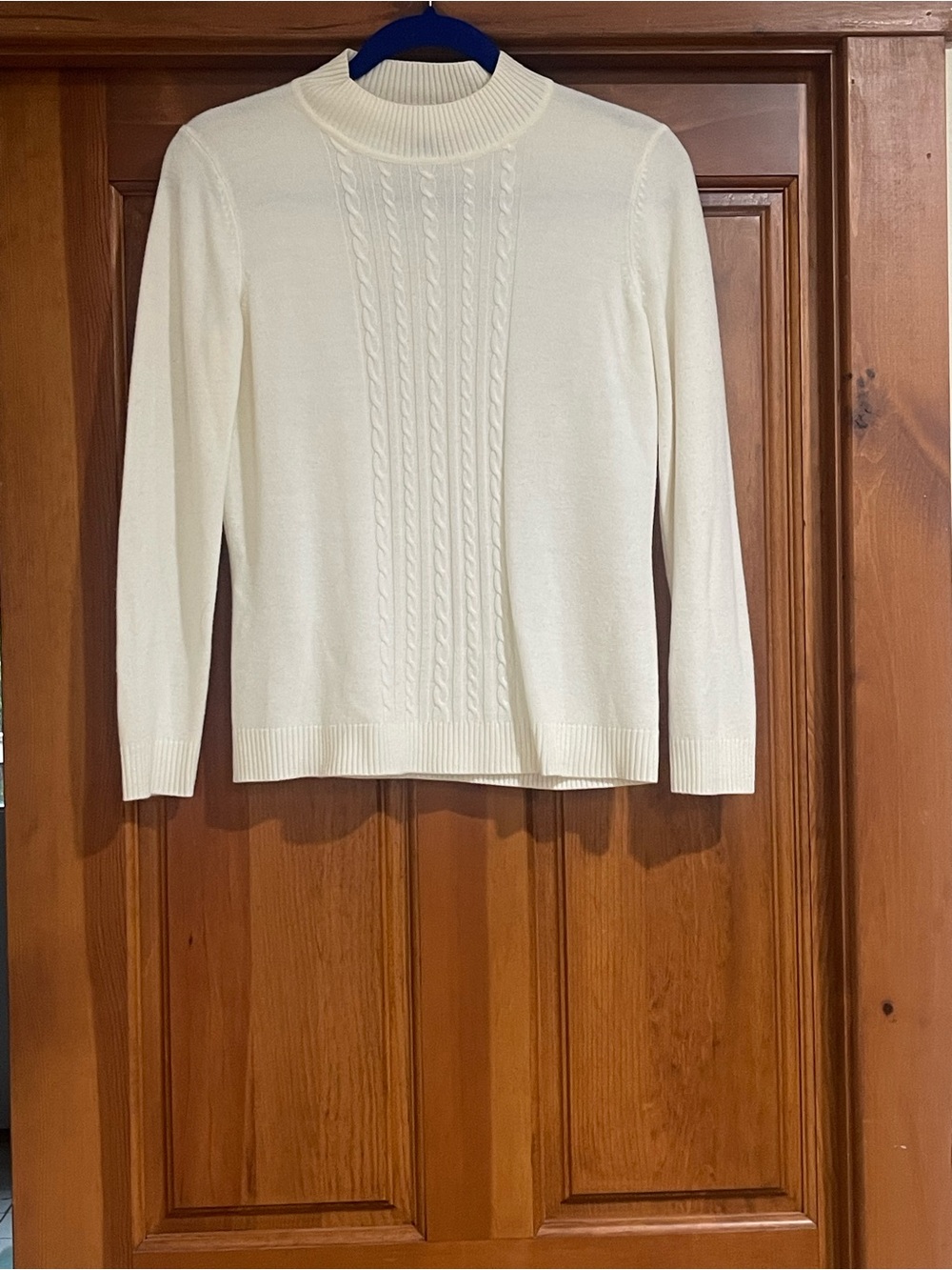 RQT Classic Cream Cable Front Women’s Sweater